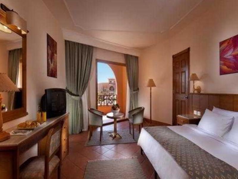 Charmillion Gardens Aquapark 호텔 샤름 엘 셰이크 외부 사진 A room at the hotel